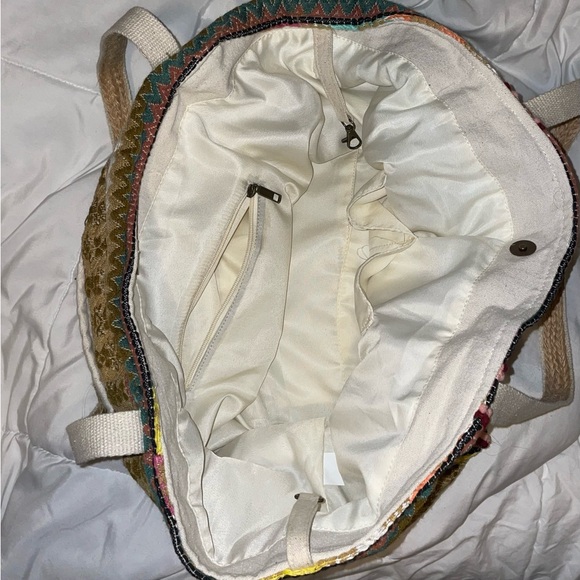 Multicolor Patterned Tote boho Aztec Bag - Picture 6 of 10